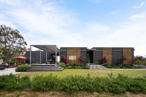 Ridge House - Nambucca Heads Accommodation 0