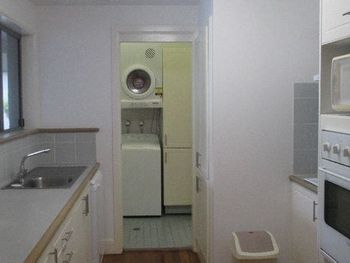 Petrel Deluxe Villa - Nambucca Heads Accommodation 3