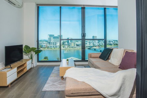 Stunning Waterview Stylish Waterfront Apt In WWP - Nambucca Heads Accommodation 4