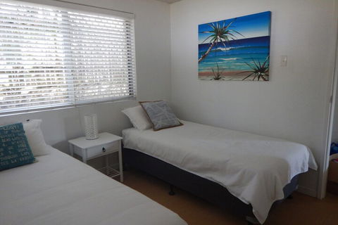 Unit 2 At 4 Pelican Street, Peregian Beach, Noosa Area - Nambucca Heads Accommodation 6