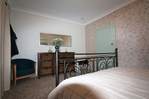 Pine Villas Walk To Beach Ocean Views - Nambucca Heads Accommodation 0