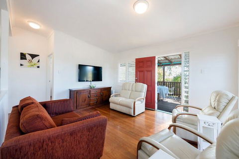 Heart Of Peregian, 19 Piper Street, Peregian Beach, Noosa Area - Nambucca Heads Accommodation 5
