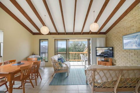 Galleries 3 - 3/28 Peregian Esplanade - Nambucca Heads Accommodation 0