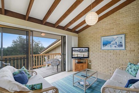 Galleries 3 - 3/28 Peregian Esplanade - Nambucca Heads Accommodation 6