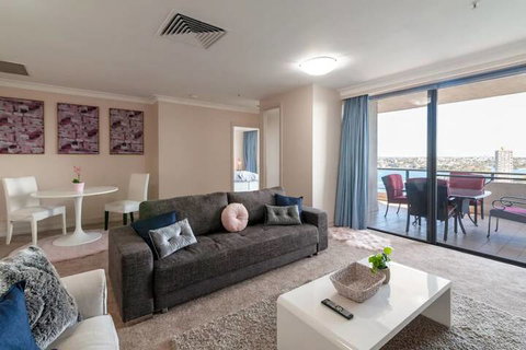 Milsons Point Apartment With Harbour Bridge Views - Nambucca Heads Accommodation 4