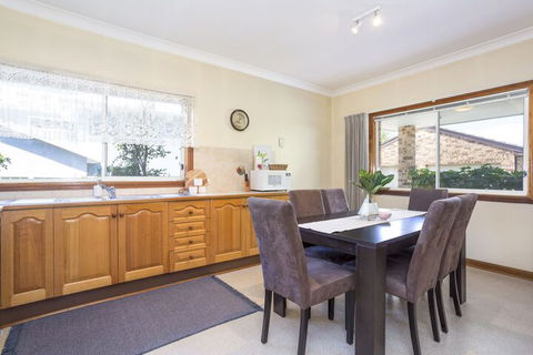 South Coast Getaway House Sleeping 8 Guests - Nambucca Heads Accommodation 5