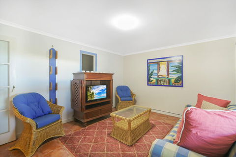 Peregian Beach House - 2/22 Avocet Parade - Nambucca Heads Accommodation 6