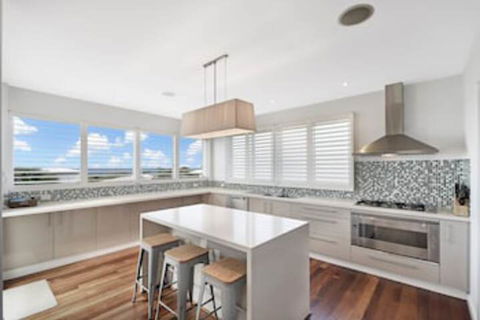 Sea Splash 75 Lorikeet Drive - Nambucca Heads Accommodation 0