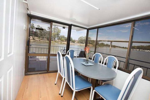 All Seasons Houseboats - Nambucca Heads Accommodation 5