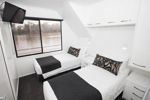 All Seasons Houseboats - Nambucca Heads Accommodation 3