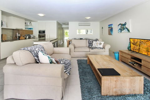 Blue On Blue Apartment 815 - Nambucca Heads Accommodation 4