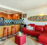 Spacious 2 Bedroom Apartment With Panoramic Views