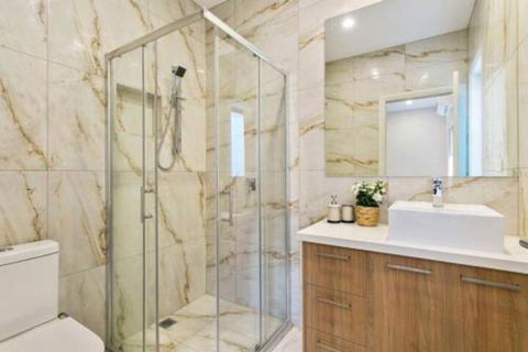 Dromana Beach House For Two Families. - Nambucca Heads Accommodation 2