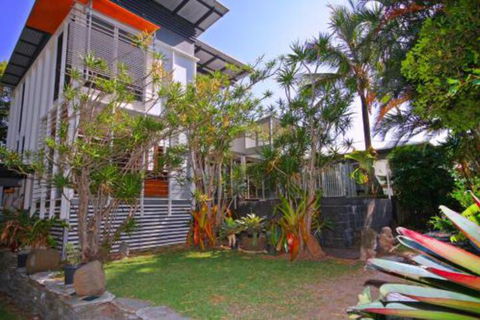 13 Ann Street Coolum Beach Pet Friendly Linen Included - Nambucca Heads Accommodation 0