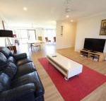 Barefoot Bungalow at Hat Head - Nambucca Heads Accommodation