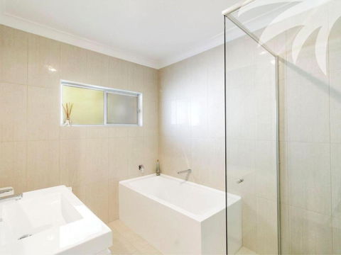 Picturesque Lizzie Palms 1 - Nambucca Heads Accommodation 3