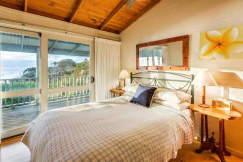 Yallingups Best Located Beach House - Nambucca Heads Accommodation 2