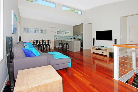 Ocean 1 / 42 Mollymook - Nambucca Heads Accommodation 6