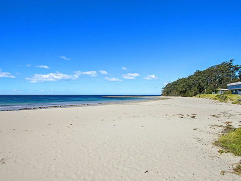 DAVIES STREET MOLLYMOOK 4 / 14 - Nambucca Heads Accommodation 4