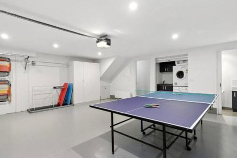 SURF CENTRAL Wifi Double Garage & Smack Bang In The Middle Of Town - Nambucca Heads Accommodation 6