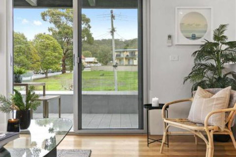 SURF CENTRAL Wifi Double Garage & Smack Bang In The Middle Of Town - Nambucca Heads Accommodation 3