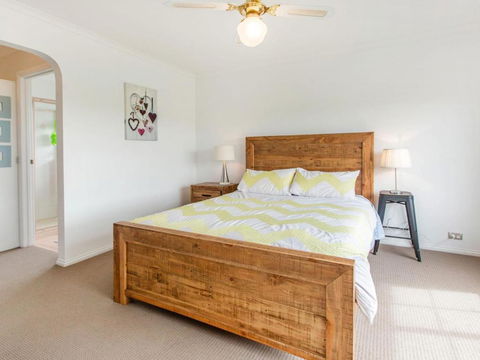 AMALFI DROMANA.... - Nambucca Heads Accommodation 7
