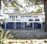 Happy Tides Beachfront Holiday Home - Nambucca Heads Accommodation