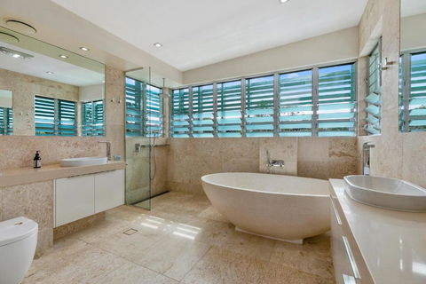 Platinum Status Sunshine Beach - Nambucca Heads Accommodation 4