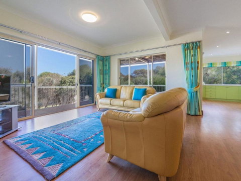 Seaclusion 8 View Court Carrickalinga - Nambucca Heads Accommodation 6
