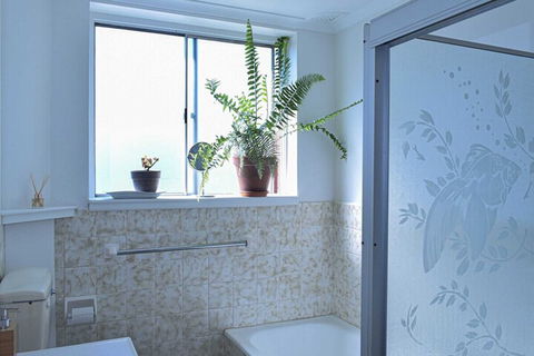 Stylish Modern 1 Bedroom Apartment In Marrickville - Nambucca Heads Accommodation 3