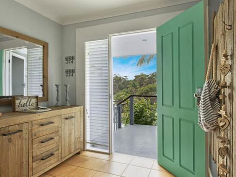 Carroll Ave 39 Mollymook - Nambucca Heads Accommodation 1