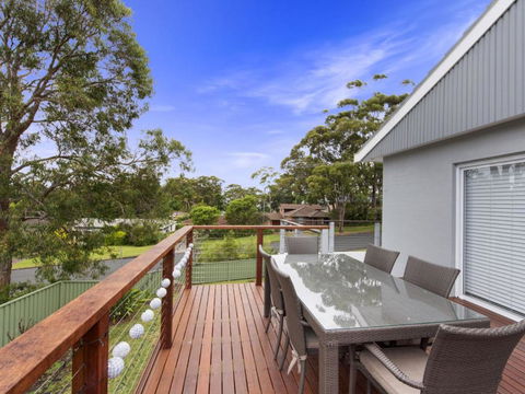 Carroll Ave 39 Mollymook - Nambucca Heads Accommodation 5