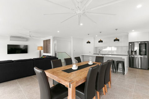 Tropical Beachside Oasis In Clifton Beach - Nambucca Heads Accommodation 5