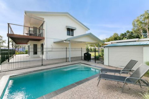 Tropical Beachside Oasis In Clifton Beach - Nambucca Heads Accommodation 0