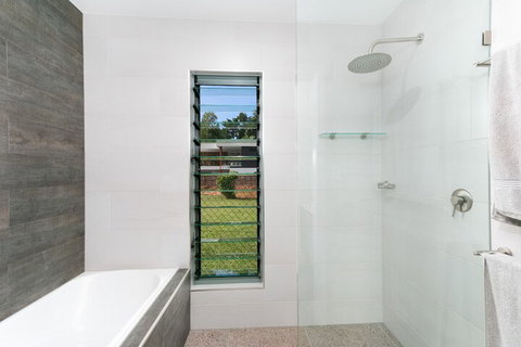 Tropical Beachside Oasis In Clifton Beach - Nambucca Heads Accommodation 7