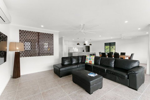 Tropical Beachside Oasis In Clifton Beach - Nambucca Heads Accommodation 6