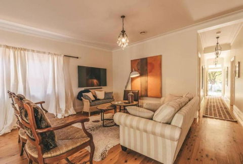 Ambrose On Byng Central Location W / 2 Bathroom - Nambucca Heads Accommodation 6