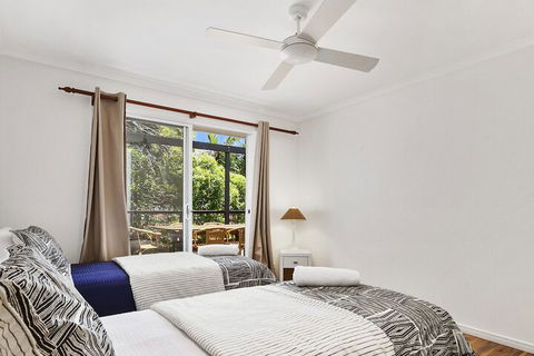 Stunning Sunshine Beach House In Prime Location 31 Ferguson Street - Nambucca Heads Accommodation 4