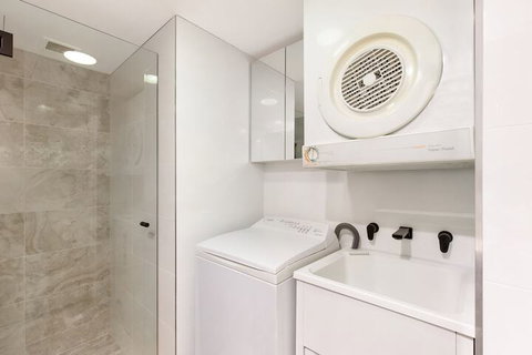Sydney CBD Studio Apartment 1704 KNT - Nambucca Heads Accommodation 6