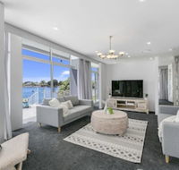 Havana Blue - Large 4 Bedroom Home - Nambucca Heads Accommodation
