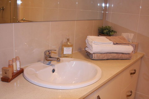 C And C Tanunda - Nambucca Heads Accommodation 7