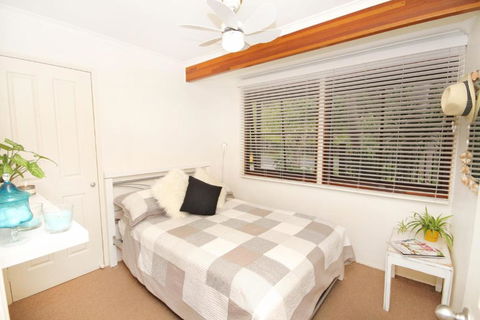 1 / 121 Park Crescent Coolum Beach - Nambucca Heads Accommodation 6
