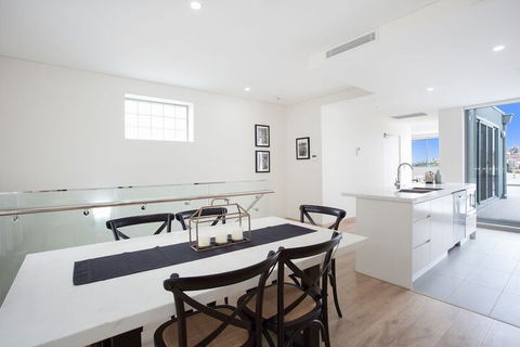 The Aquarium Coogee - Nambucca Heads Accommodation 2