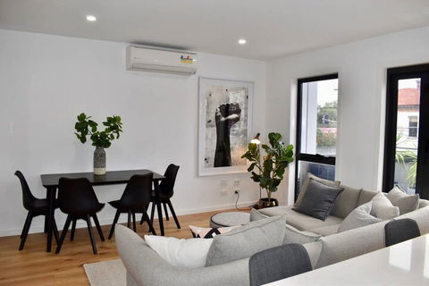 Brand New 2 Bed Apartment With Stunning City Views - Nambucca Heads Accommodation 5
