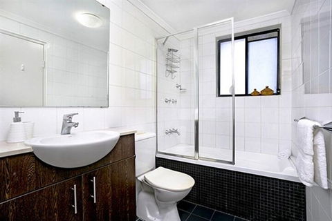 Walking Distance To Coogee Beach MOUNT - Nambucca Heads Accommodation 4