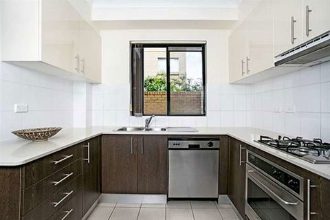 Walking Distance To Coogee Beach MOUNT - Nambucca Heads Accommodation 6