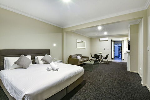 Aloha Central Premium Studios - Nambucca Heads Accommodation 5