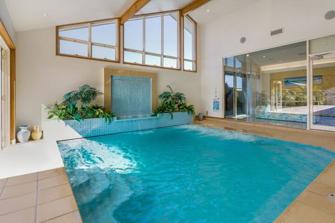 One Mile Mansion - Nambucca Heads Accommodation 1