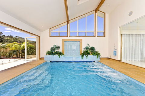 One Mile Mansion - Nambucca Heads Accommodation 2