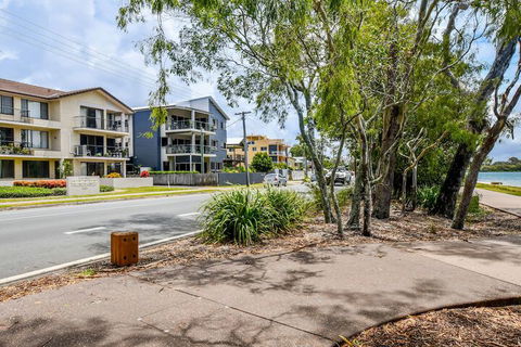 Coral Breeze Bradman Avenue Maroochydore - Nambucca Heads Accommodation 2